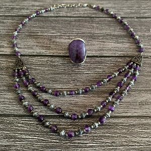 3/$15 Silver and Purple Necklace and Ring
